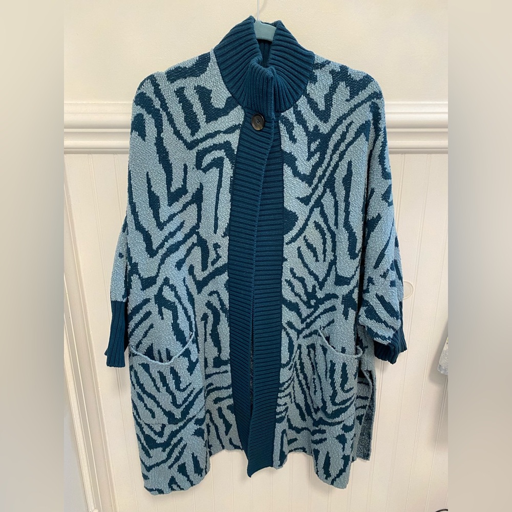 Wynne Collection blue cardigan size XL